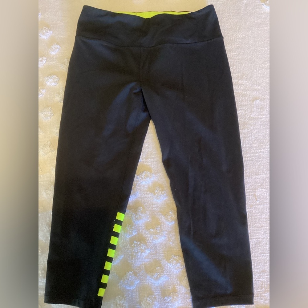 Victoria Secret capri workout-SZ S
@2